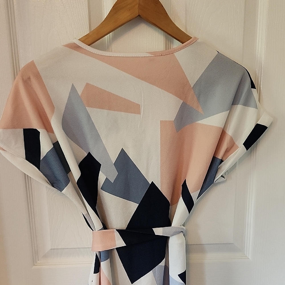 Geometric Patterned Dress - Picture 4 of 5